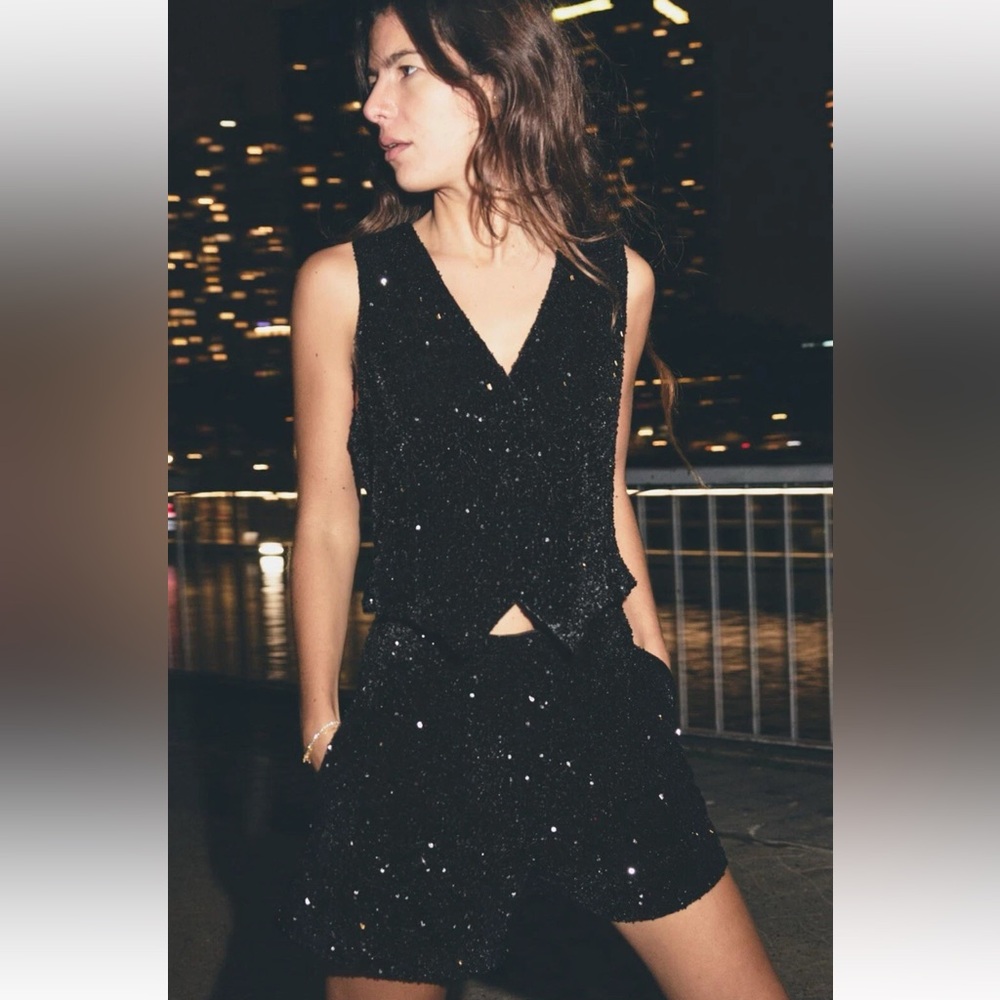 ZARA FITTED VEST